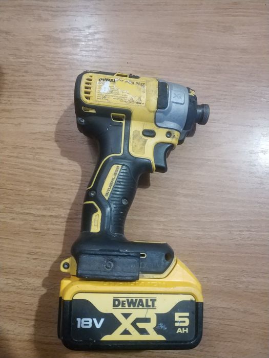 Шуруповерт DeWalt 65509
