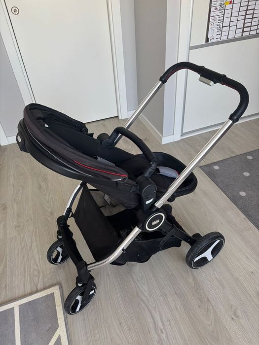Carrinho de passeio e alcofa com oferta64739209852929123