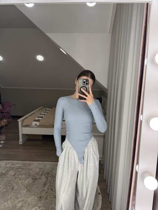 Бодік з підкресленою талією