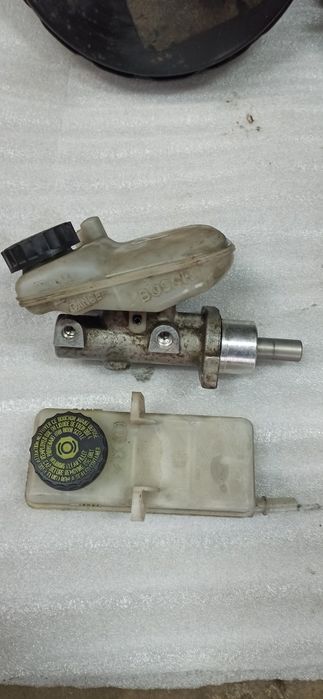 Тормозной цилиндр в сборе вакуумный усилитель тормозов Citroen Peugeot