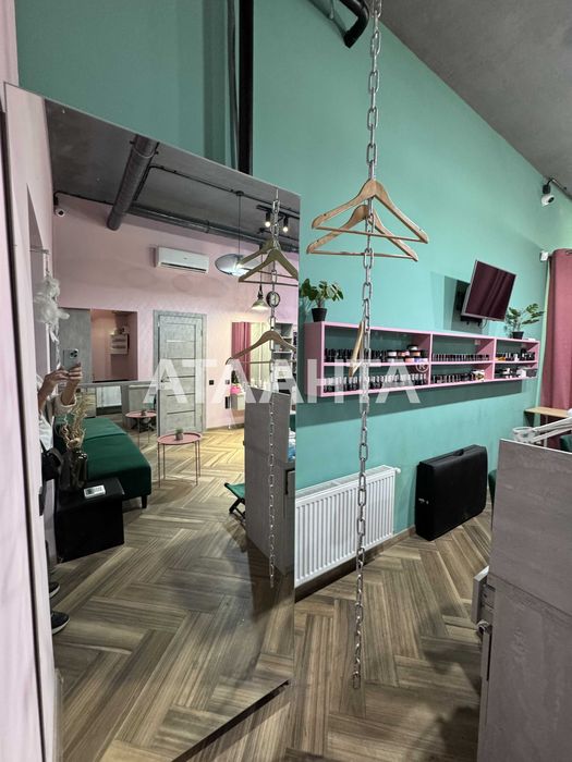 Продам Действующий салон красоты ЖК 4 Сезона Гагарина проспект Фонтан