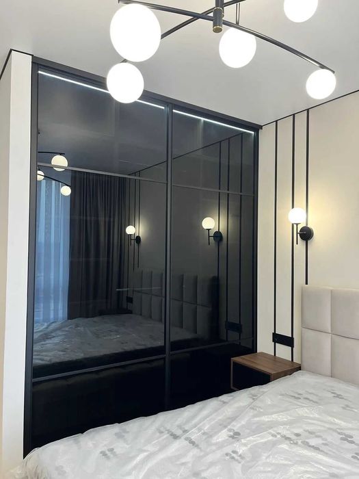 Перша здача! Простора 2-кімнатна квартира біля міського озера