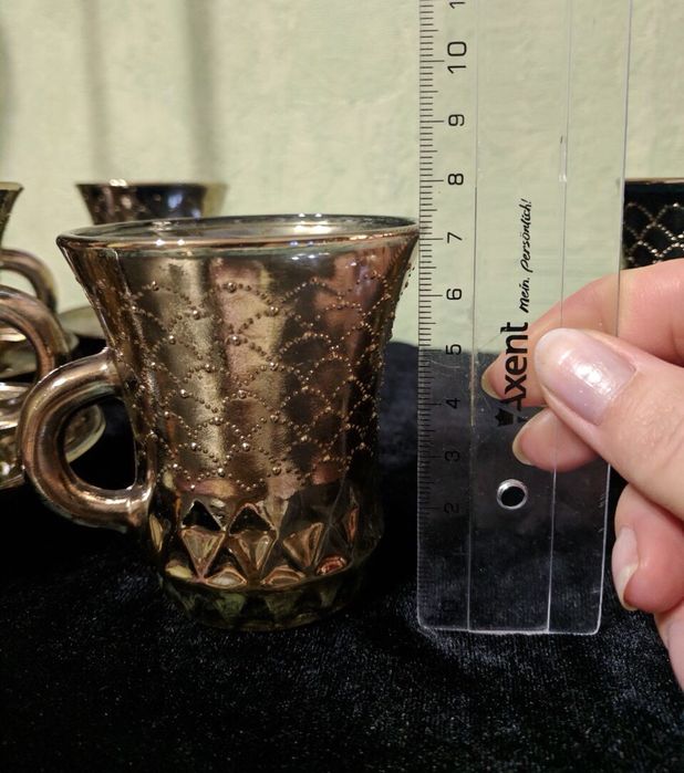 Красивый золотой кофейный сервиз на 6 персон