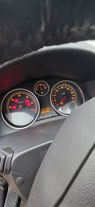 опель астра н 1.7