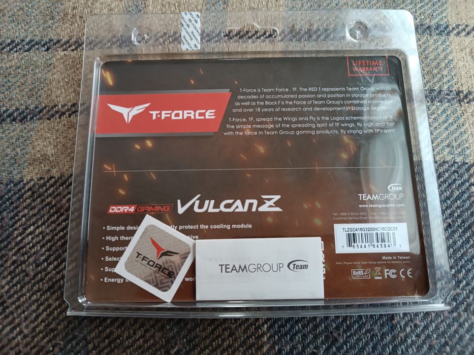 Оперативна пам'ять TEAMGROUP T-FORCE VULCANZ  DDR4 16Gb(2X8) 3200mhz