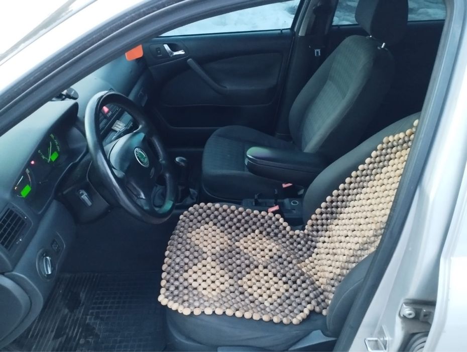 Продам машину Skoda