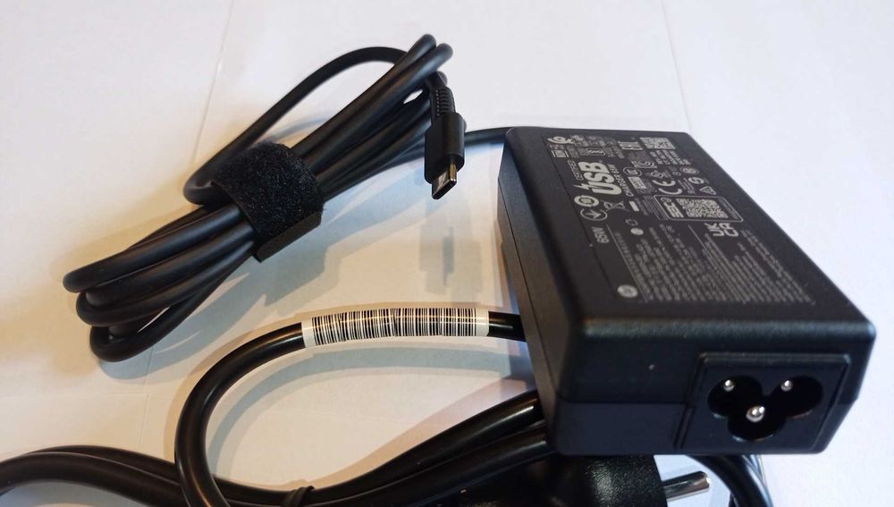 Oryginalny ZESTAW HP – Zasilacz 65 W USC-C Typ C + Kabel „Koniczynka”