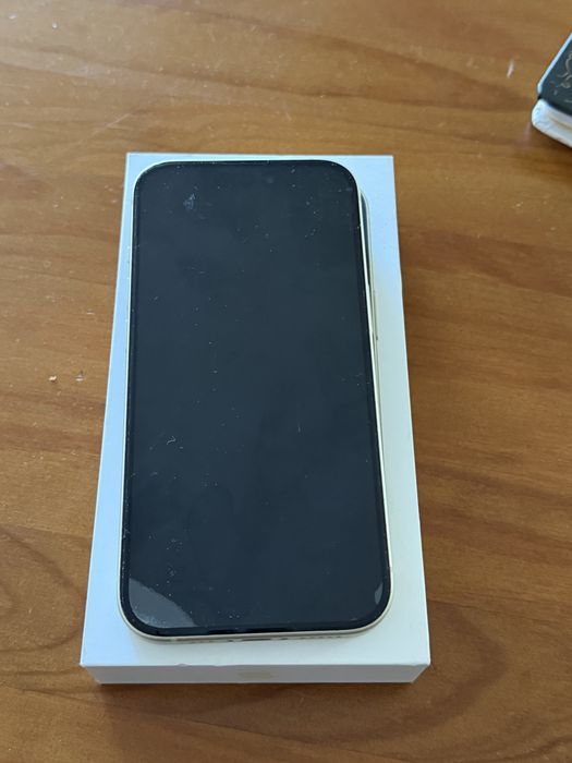 IPhone 15 128 gb