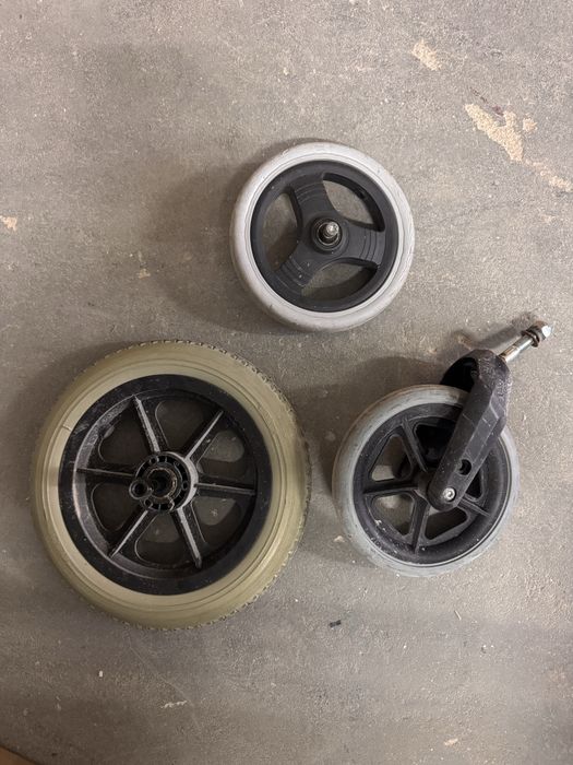 Vendo Rodas de diferentes tamanhos