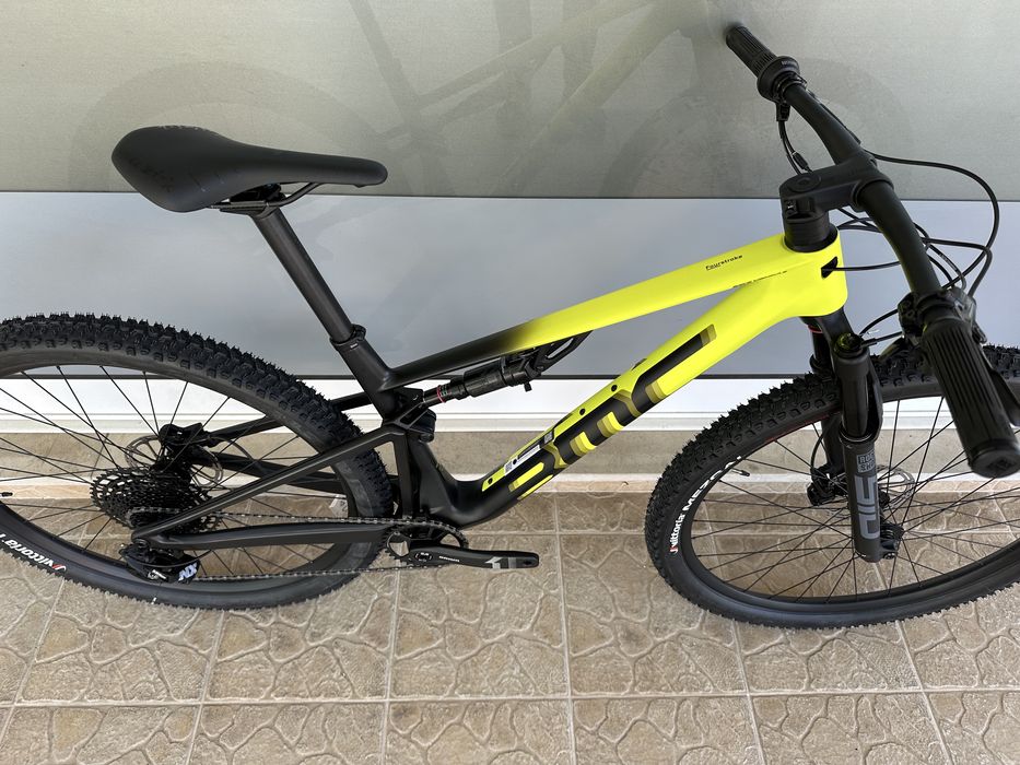 Bicicleta de suspensao total - OPORTUNIDADE
