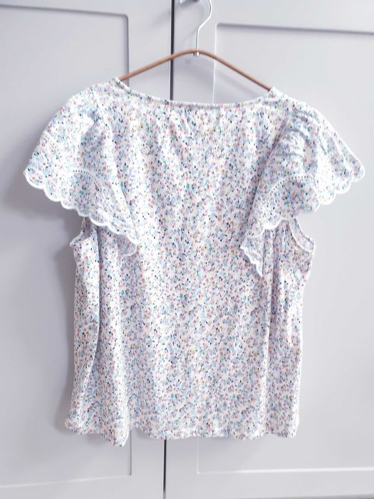 Biała bluzka ķoszulka t-shirt haftowana w kwiatuszki M&S 46 48