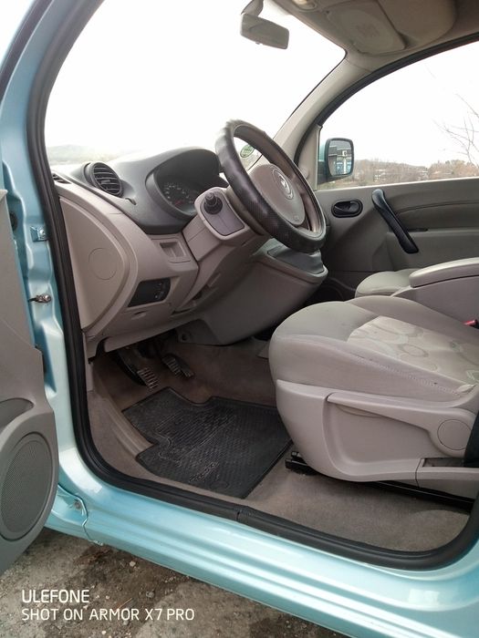 Рено Кенго. Оригінальний пасажир. Рідна фарба. Хороший стан, обслужена