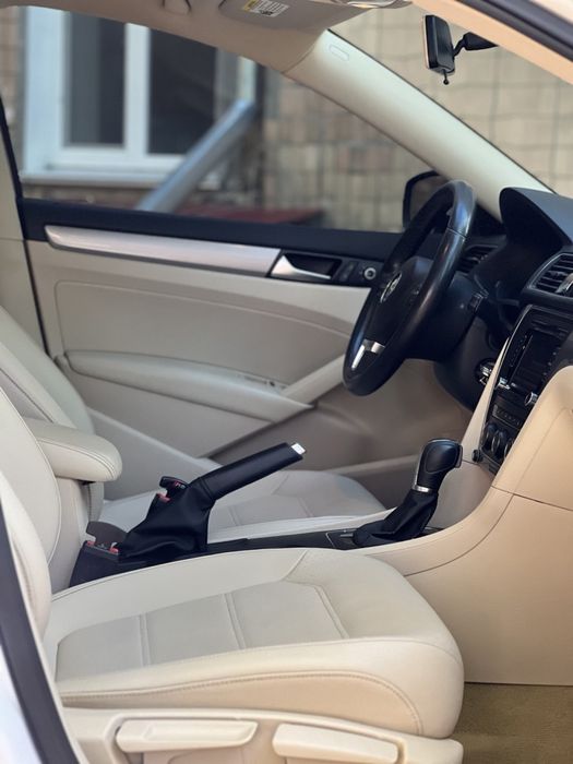 Продам Volkswagen Passat 2014