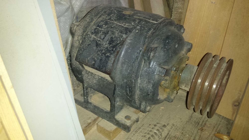 Два електро двигуни