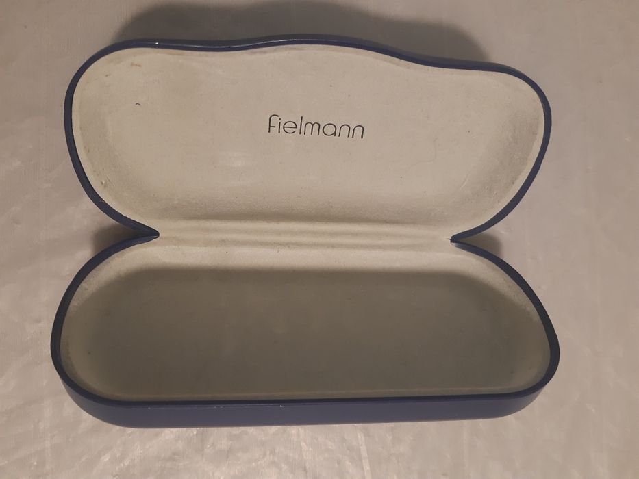 Nowe etui do okularów. Fielmann. Niebieskiie