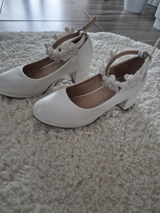 Buty na obcasie dziewczynka 34
