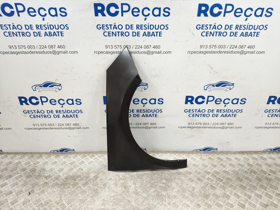 Guardalamas Frente Frontal Direito Original Audi A1 8X 2010 a 2018