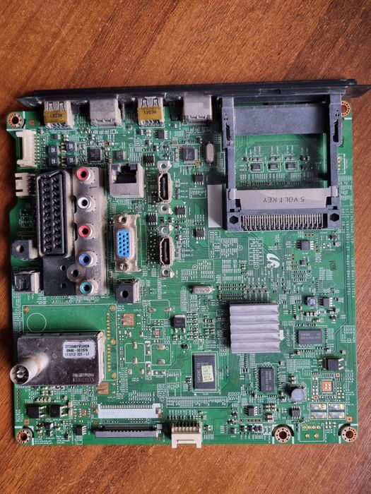 Плата телевизора. Є різні в наявності