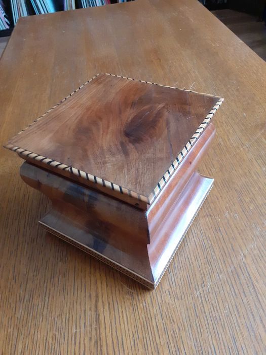 Drewniana kaseta, szkatuła połowa XIX w