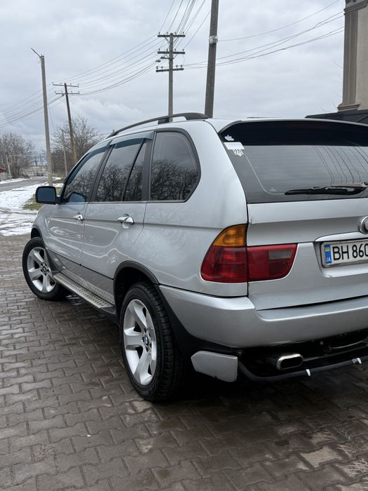 Продам BMW X5 E53