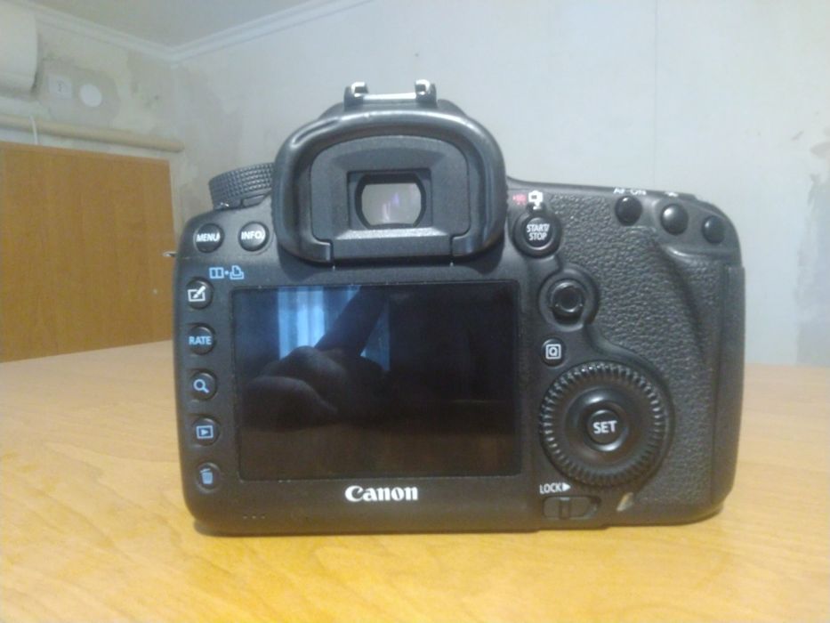 Фотоаппарат Canon 5d mark III