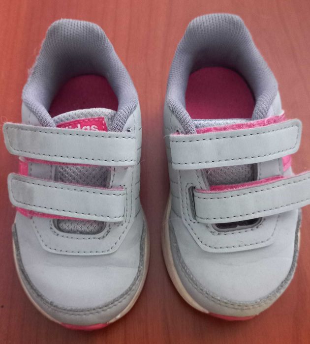 Enxoval Sapatos para bebé menina. T 17-26. Zippy|Geox|Vertbaudet|Crocs