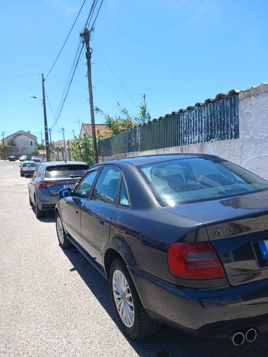 Audi A4 1900  TDI 110 cavalos