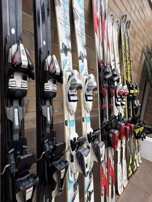 Skis Rossignol / Fischer / Volkl