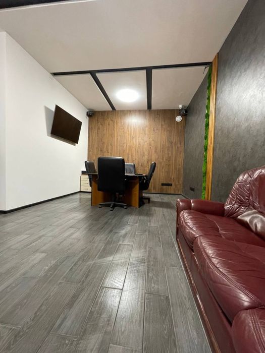 Сдам в оренду ТОП офис Софиевская Борщаговка, Львовский Маеток. 59 м.