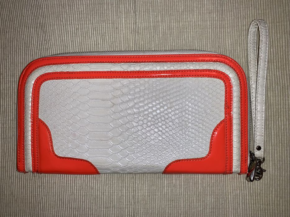Pochete/ Clutch em pele - laranja e branca