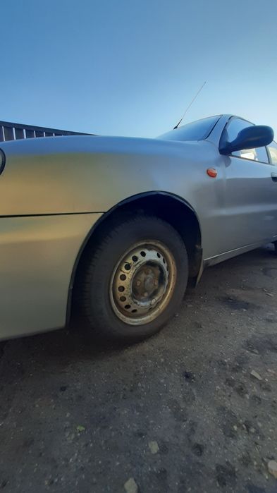 Продам Daewoo Sens 2007+комплект гуми