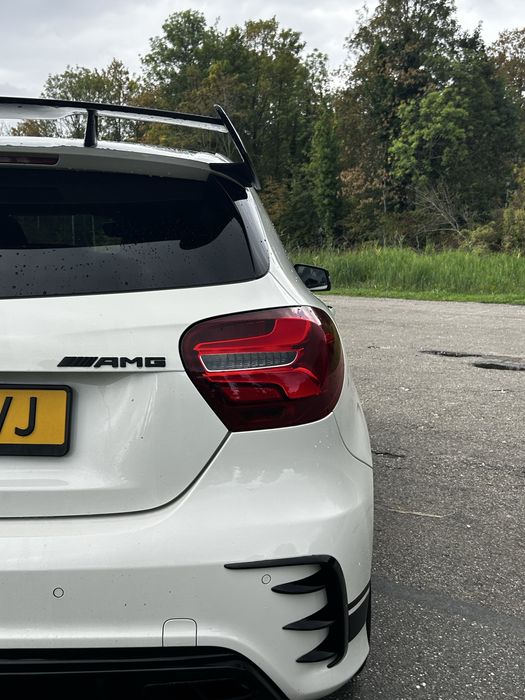 Mercedes Benz A45 Amg