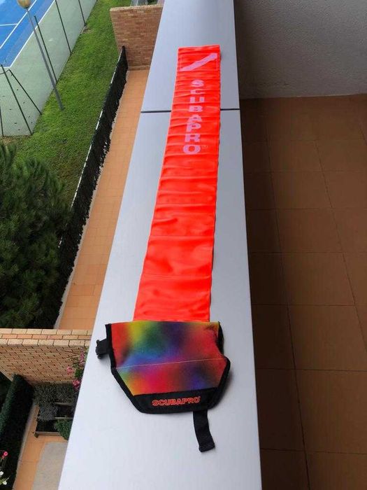 Boia de patamar para mergulho