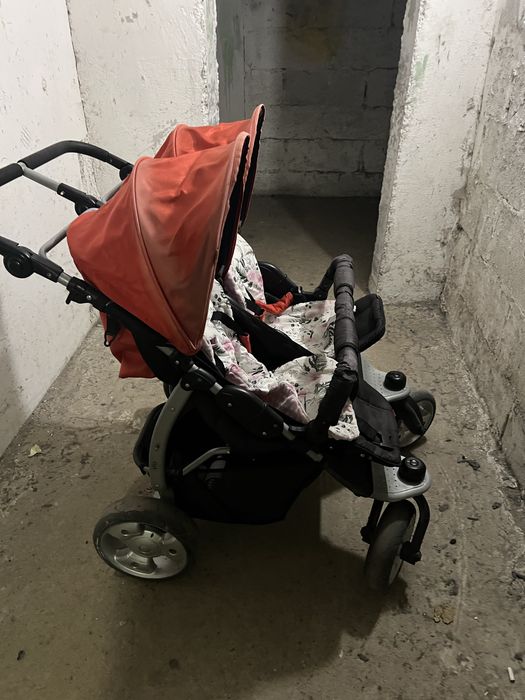Wózek dzieciecy podwójny