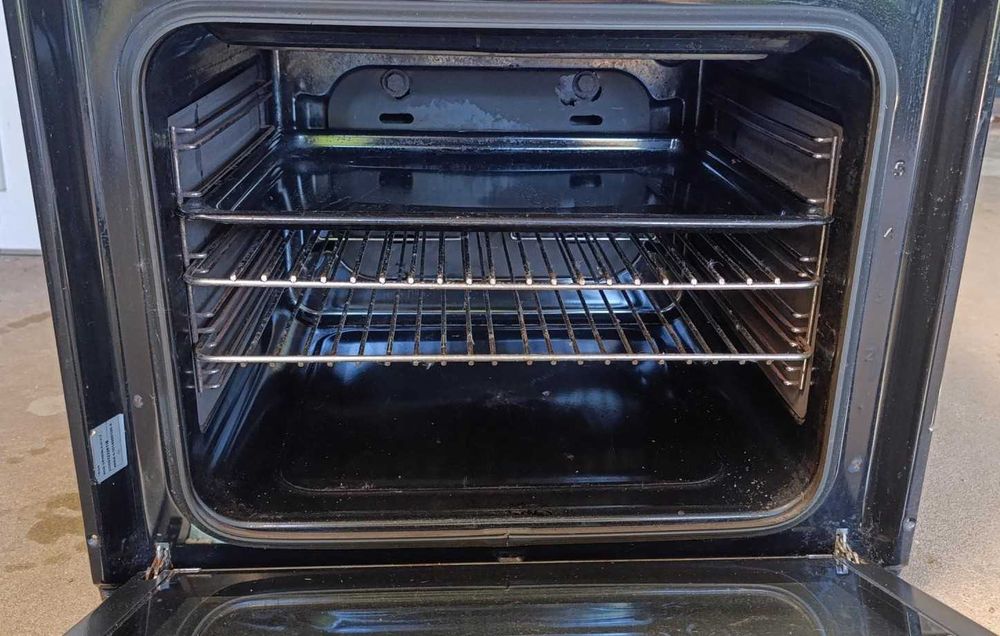 Forno Eléctrico Embutido Troia Usado Funcional