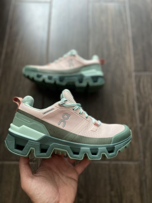 Жіночі кросівки On Cloud waterproof