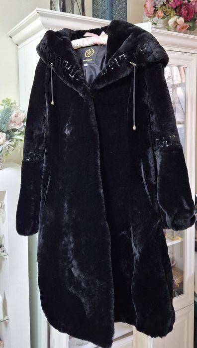 Натуральна тепла шубка