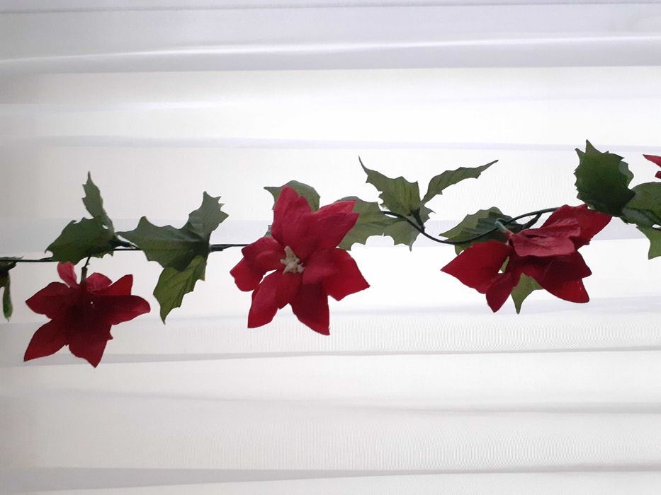 gwiazda betlejemska - girlanda do powieszenia sztuczne kwiaty pnącze