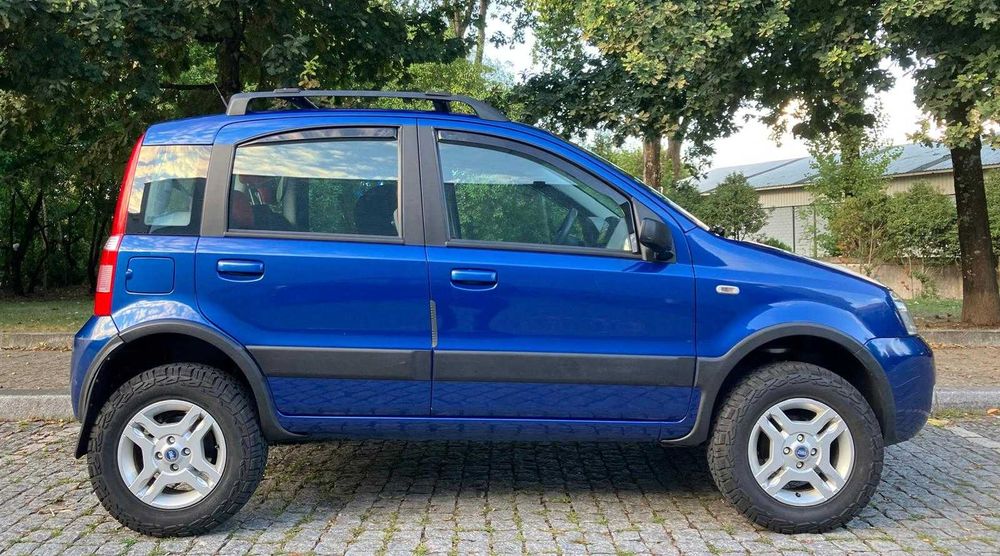 Fiat Panda 4x4 Climbing