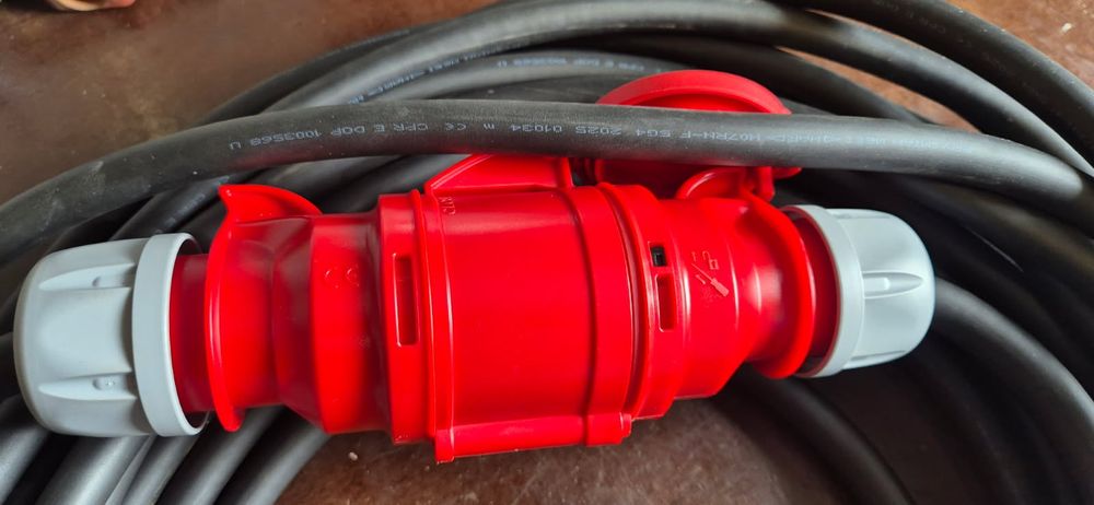 Przedłużacz siłowy 32A 25 mb