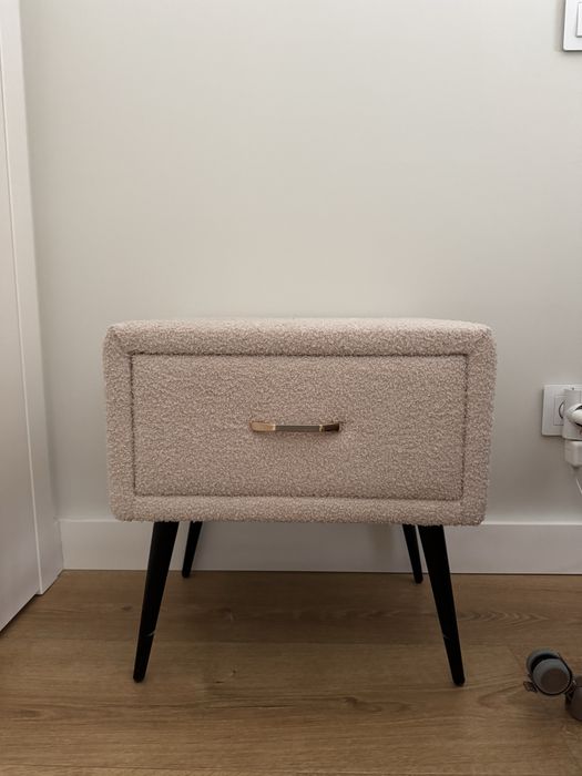 Mesa de cabeceira com gaveta boucle Beliani