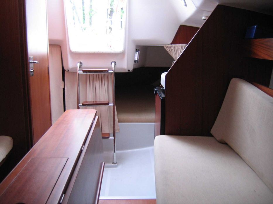 Jacht żaglowy Phila 880