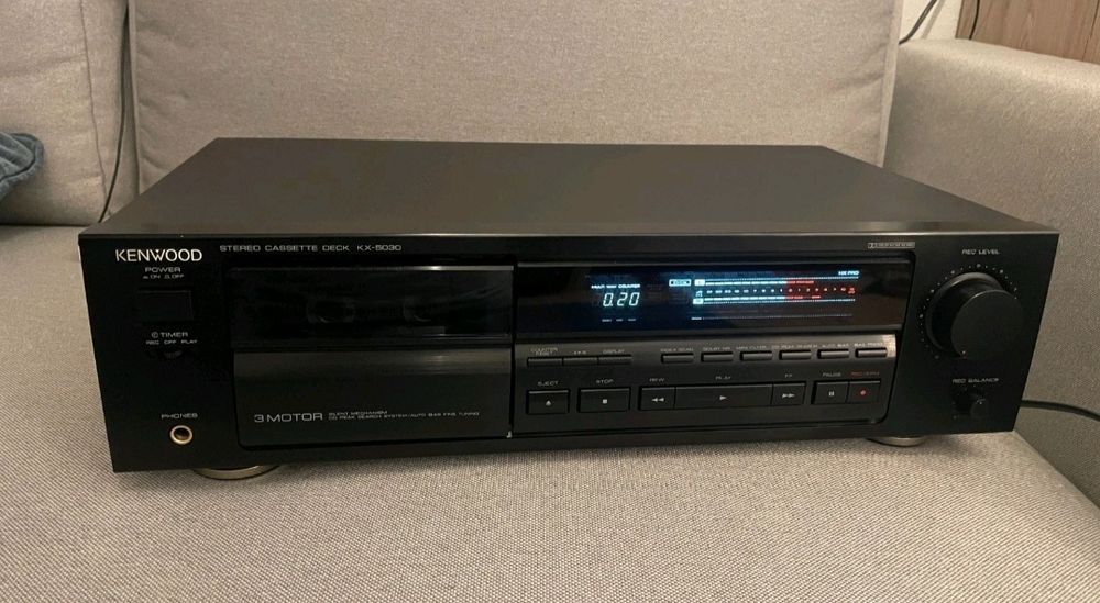 Продам касетну деку Kenwood KX-5030, 3 мотори, Dolby HX Pro