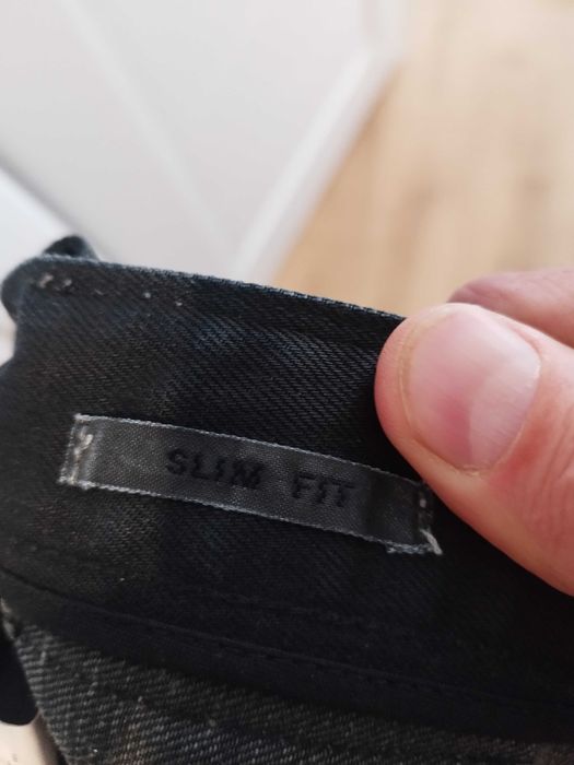 Piękne męskie jeansy Hugo Boss 33/34 L