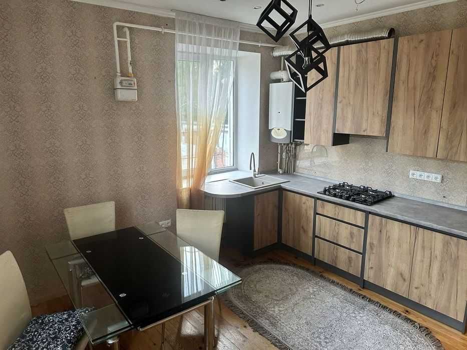 Здам 2к квартиру на вул. Кедріна 44а