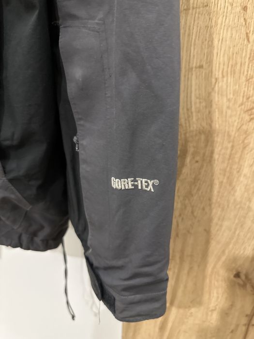 Kurtka GORETEX. The North Face. XL