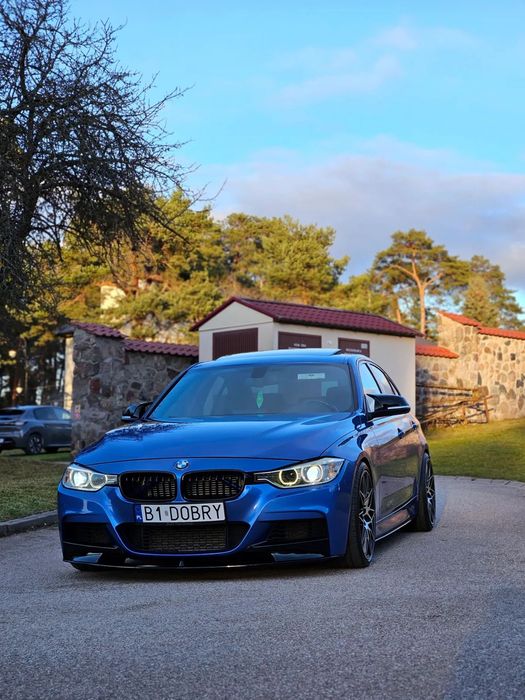 BMW Seria 3 BMW Seria 3 335i xDrive M Sport Estoril Blue