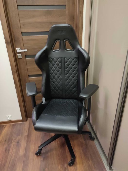 Fotel Biurowy Gamingowy YUMISU 2050 BLACK SKÓRA PU