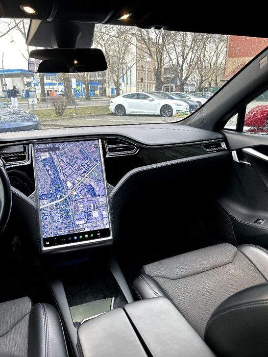 Tesla model s , Тесла модел s