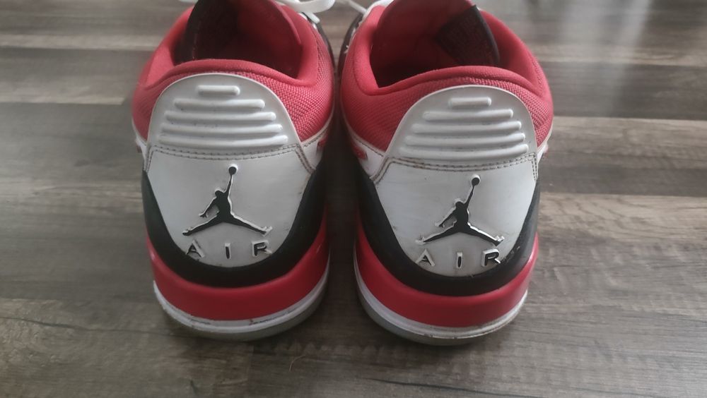 skórzane buty Nike Air Jordan Legacy